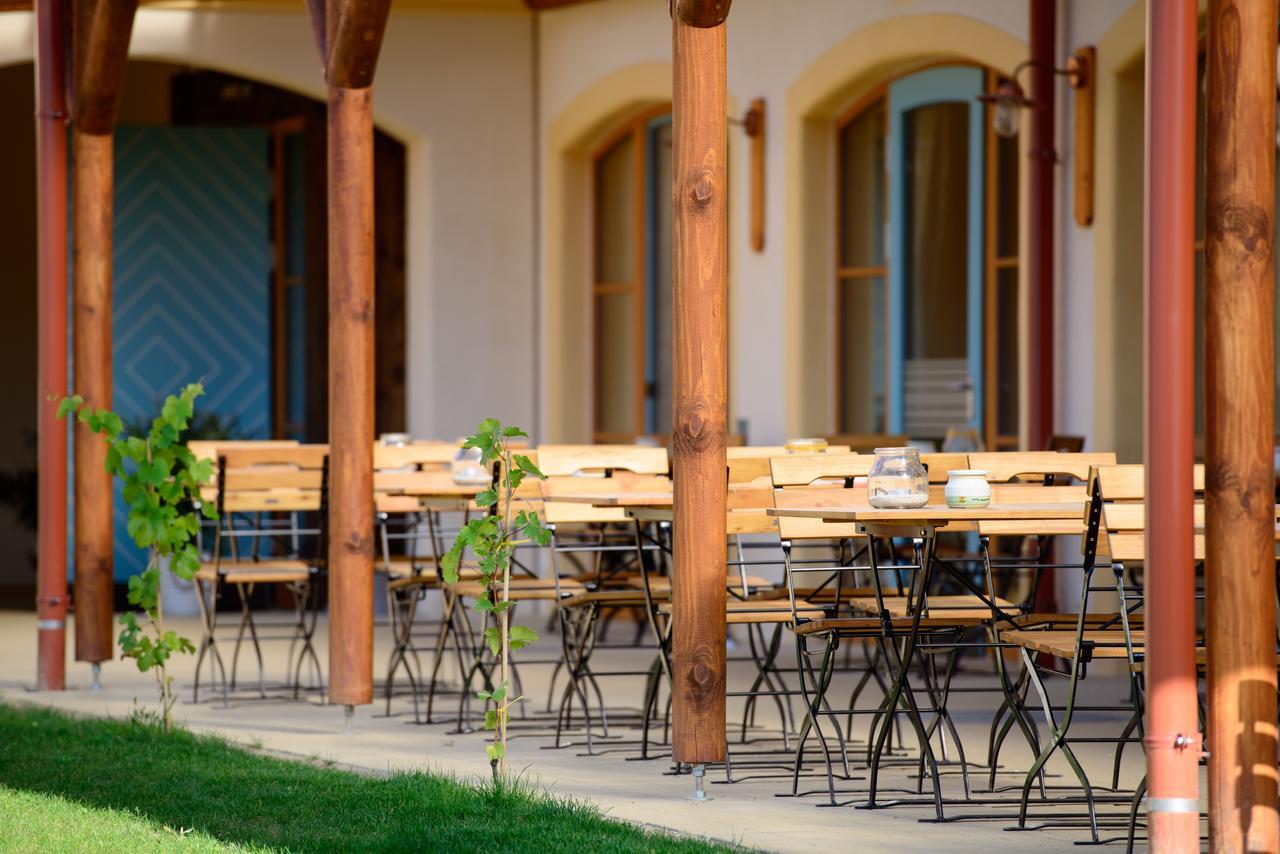 Jufa Hotel Neutal Екстериор снимка
